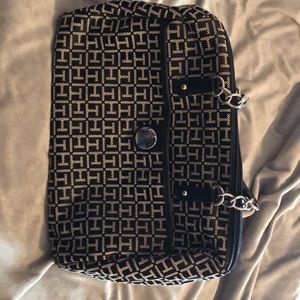 Tommy Hilfiger medium size handbag